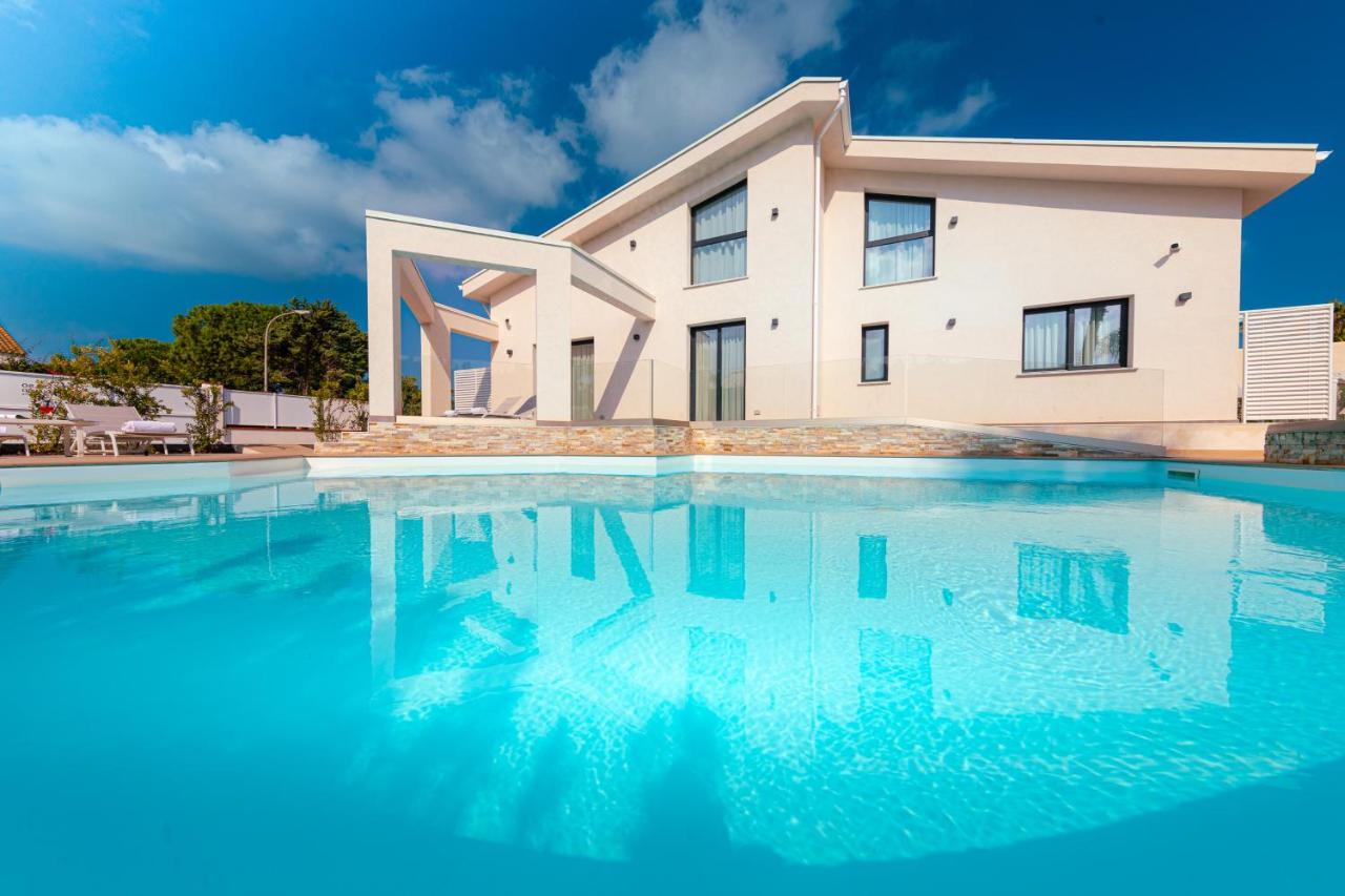 Gelso Bianco Boutique Apartments Campofelice Di Roccella Exteriör bild