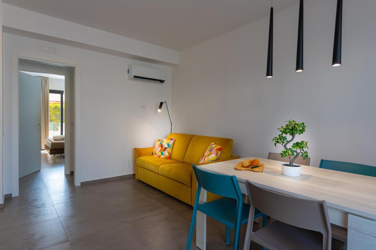 Gelso Bianco Boutique Apartments Campofelice Di Roccella Exteriör bild