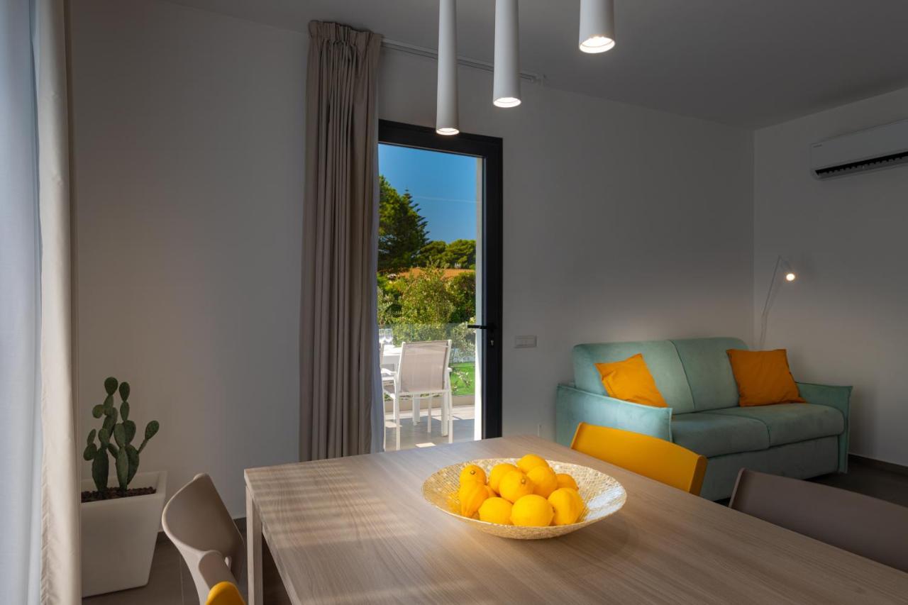 Gelso Bianco Boutique Apartments Campofelice Di Roccella Exteriör bild
