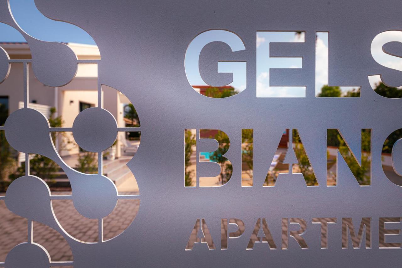 Gelso Bianco Boutique Apartments Campofelice Di Roccella Exteriör bild