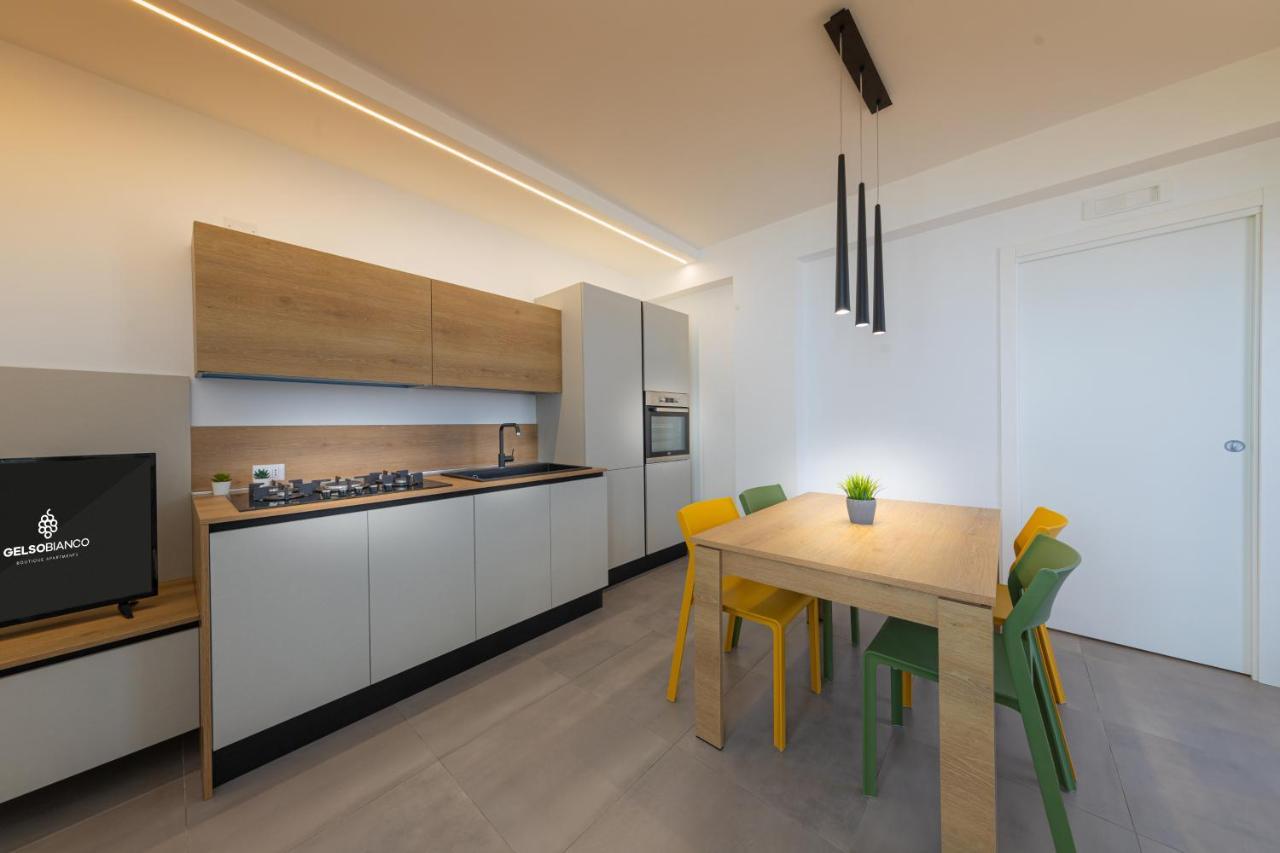 Gelso Bianco Boutique Apartments Campofelice Di Roccella Exteriör bild