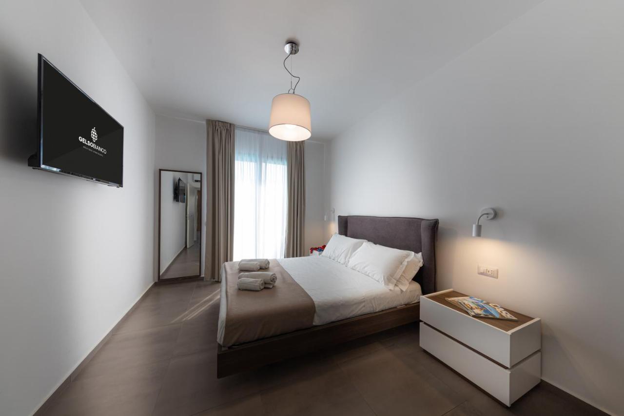 Gelso Bianco Boutique Apartments Campofelice Di Roccella Exteriör bild