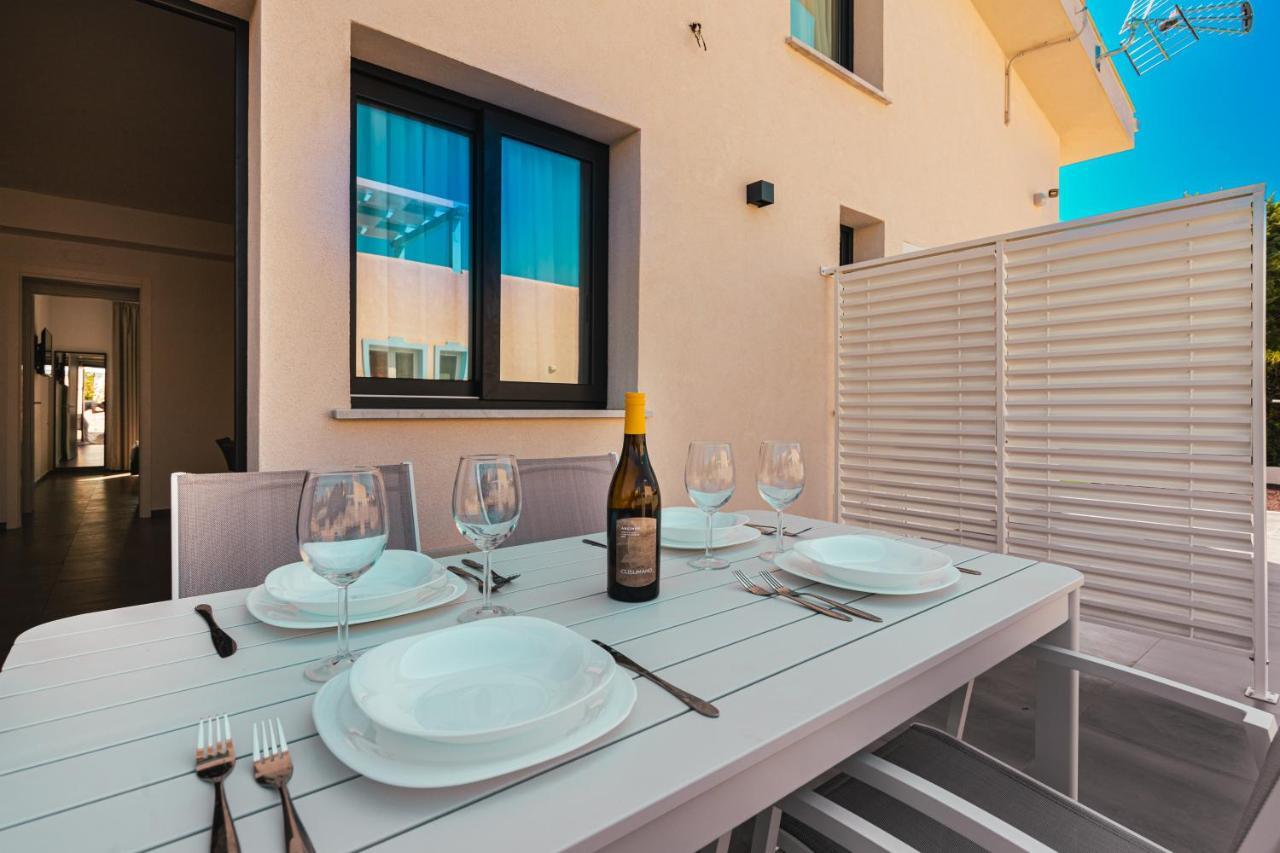 Gelso Bianco Boutique Apartments Campofelice Di Roccella Exteriör bild